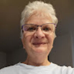 Meet your Posher, Luann